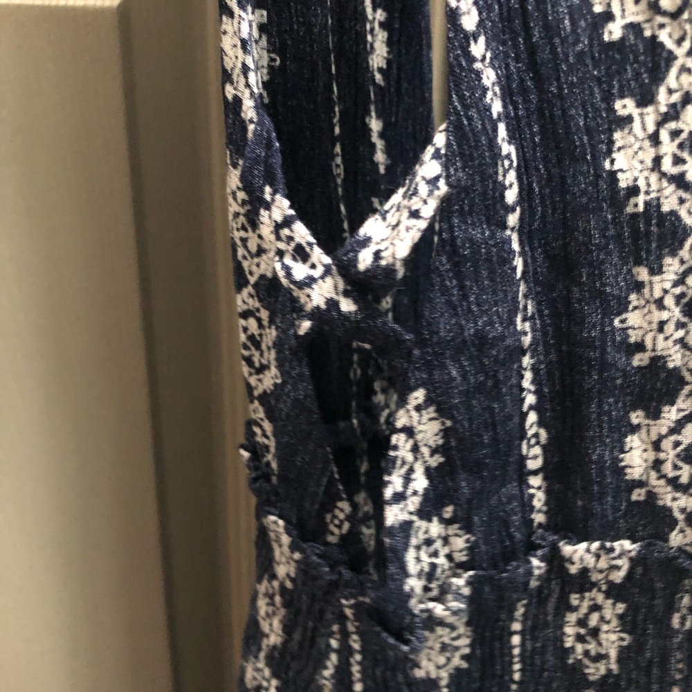 Hem and Thread jumpsuit - Picture 11 of 11